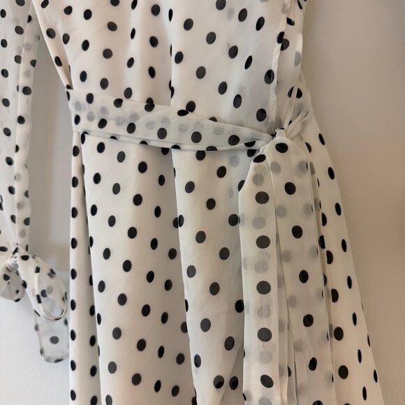 Betsy Johnson Wrap Dress. size 12 - Picture 4 of 8